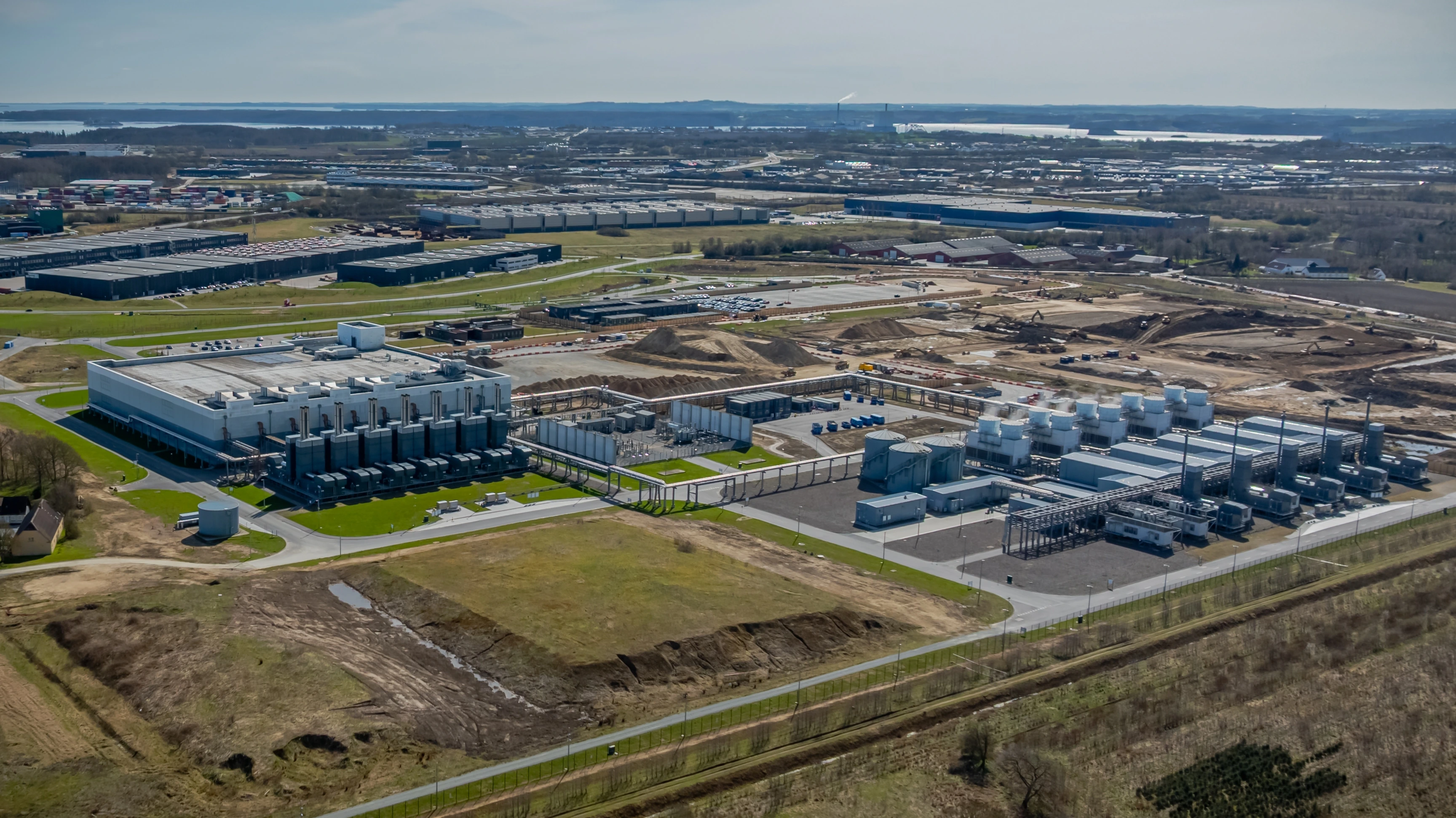 Shutterstock 2771149713
